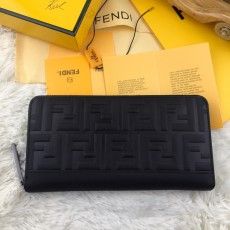 FENDI 펜디 소가죽 지퍼 장지갑