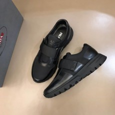 PRADA 프라다 로우탑 스니커즈